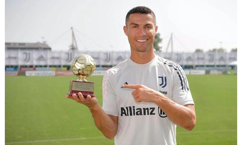 Siêu sao bóng đá thế giới Cristiano Ronaldo.